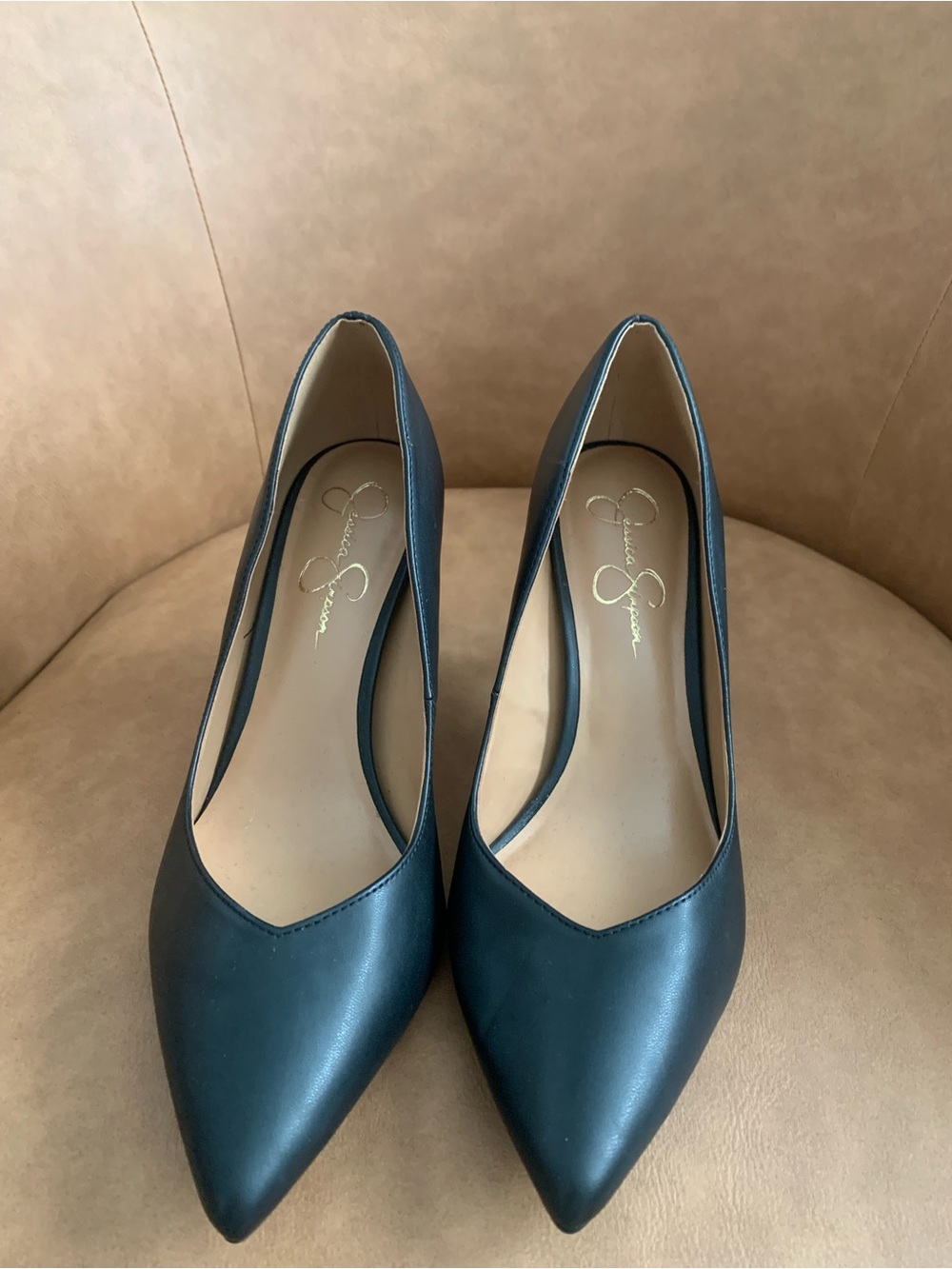 Jessica Simpson Black Pointed-Toe Dress Pumps